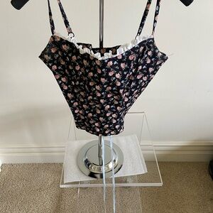 Shoshana Floral Lace-Up Crop Top - Black and White